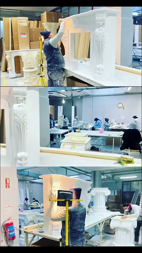 Usta büyük masa gövdesinin üst silmesini dikkatle düzenliyor