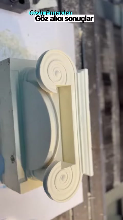İmalatı tamamlanan İyon sütun başlığının genel formu görülüyor