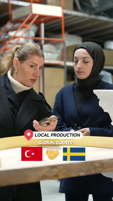 Kavisli dekoratif elemanın kenar ve yüzey ayrıntıları üzerinde konuşuluyor