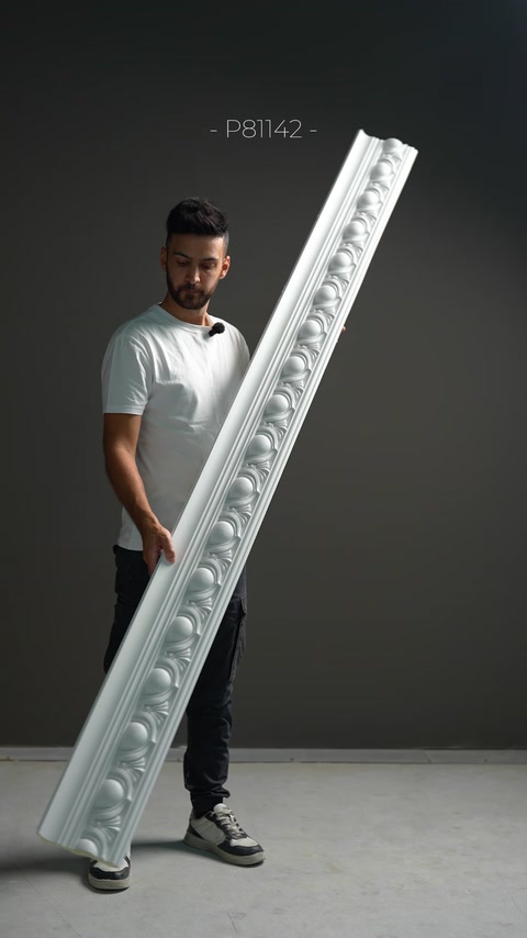 Yumurta dizisi motifli kartonpiyer profili çapraz gösteriliyor.
