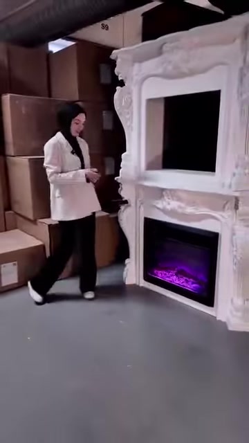 Klasik beyaz şöminenin hazneli ve haznesiz seçenekleri sunuluyor