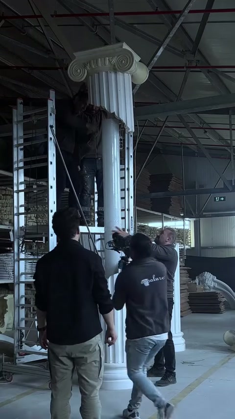 Poliüretan LED Aydınlatmalı İyon Başlıklı Kırık Sütun Uygulaması